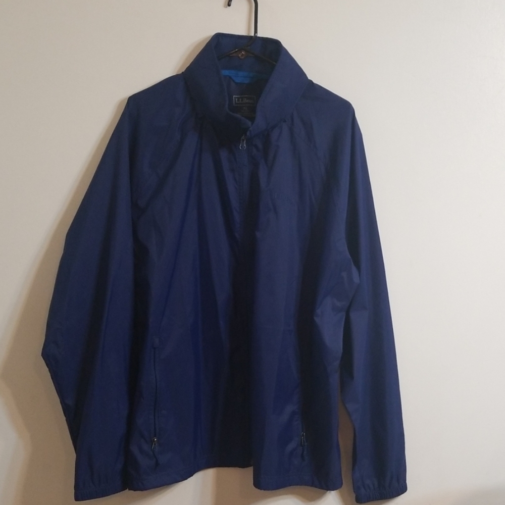LL.Bean Men's trail jacket